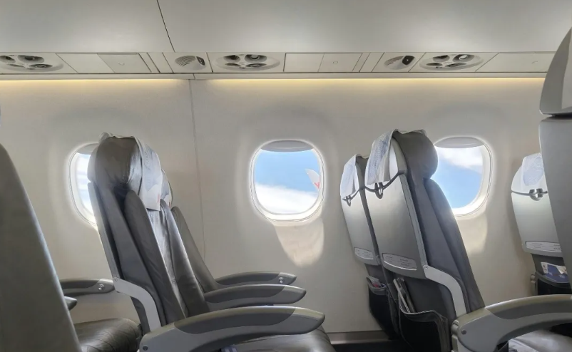 领科材料为航空内饰打造新一代高性能材料解决方案